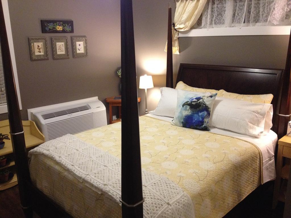 Brookside Inn Boutique Hotel Abbotsford Pokój zdjęcie