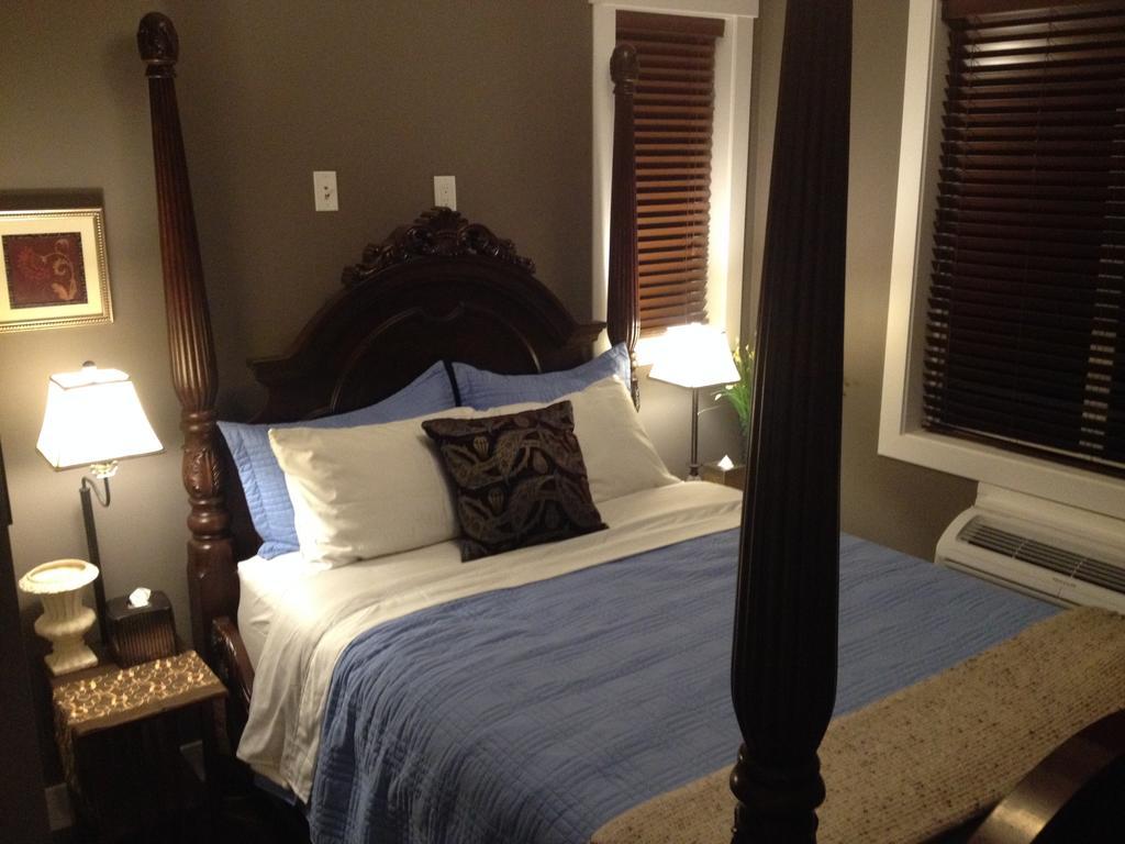 Brookside Inn Boutique Hotel Abbotsford Pokój zdjęcie